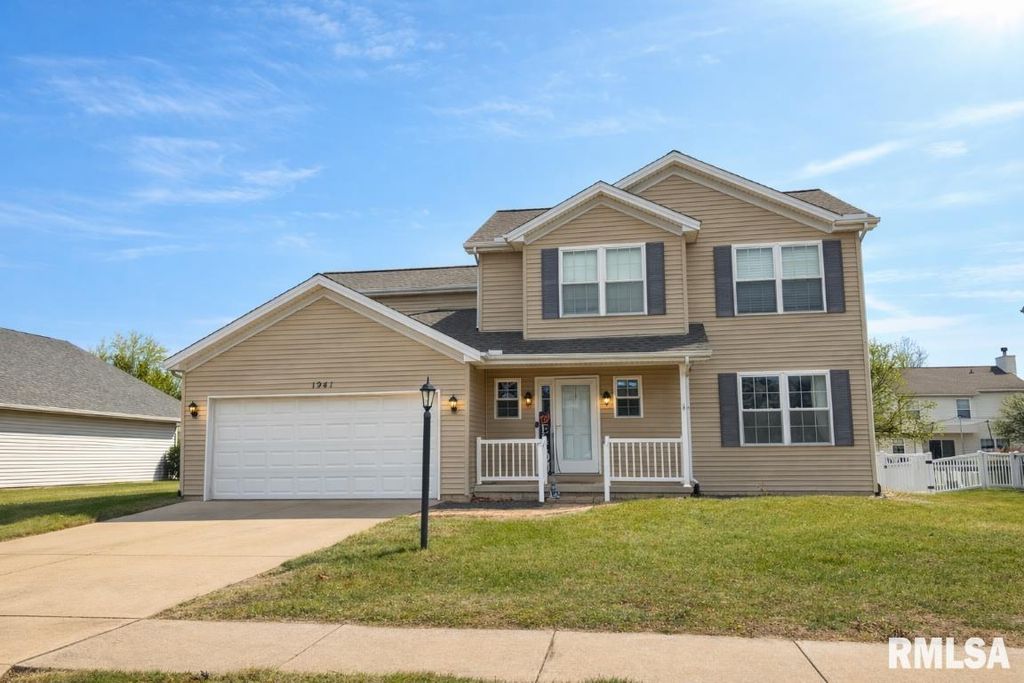 1941 COLT Drive, Washington, IL 61571