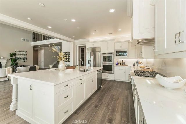 2315 E Courtside Drive, Fresno, CA 93730