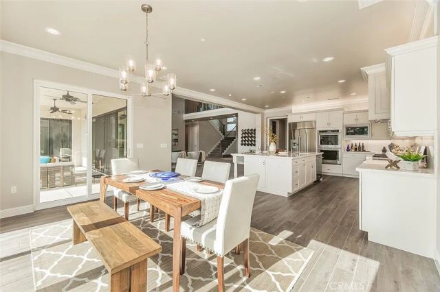 2315 E Courtside Drive, Fresno, CA 93730