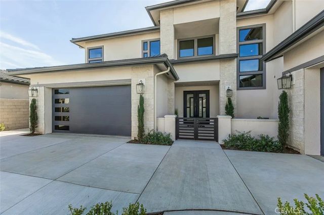 2315 E Courtside Drive, Fresno, CA 93730