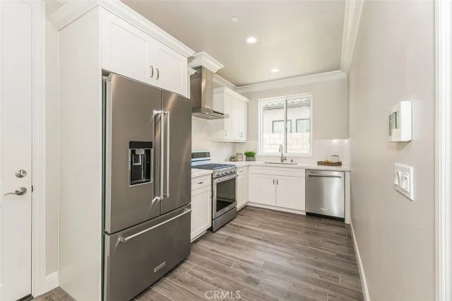 2315 E Courtside Drive, Fresno, CA 93730