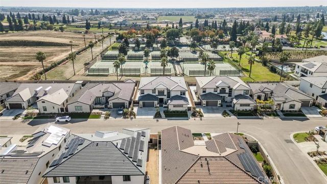 2315 E Courtside Drive, Fresno, CA 93730