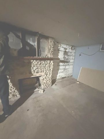 1060 W King Street, Decatur, IL 62522