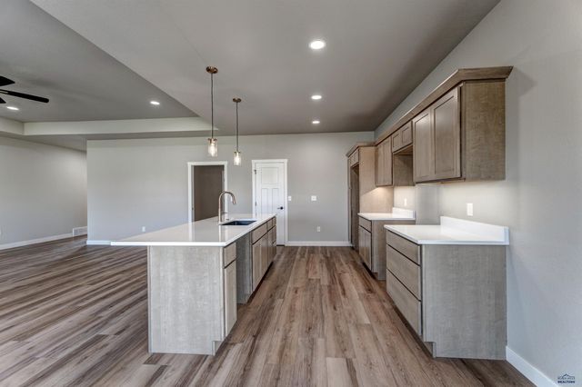 3516 TAYLOR MADE DR, Rapid City, SD 57703