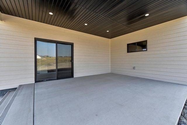 3516 TAYLOR MADE DR, Rapid City, SD 57703