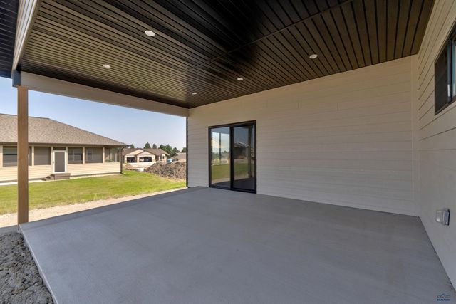 3516 TAYLOR MADE DR, Rapid City, SD 57703