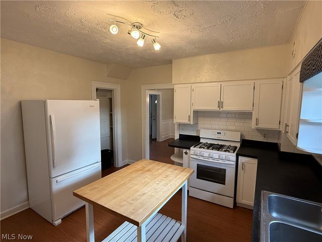 34 Maple Drive, Boardman, OH 44512