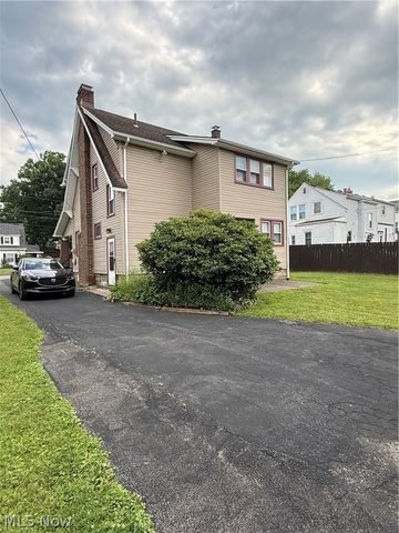 34 Maple Drive, Boardman, OH 44512