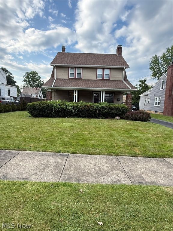 34 Maple Drive, Boardman, OH 44512
