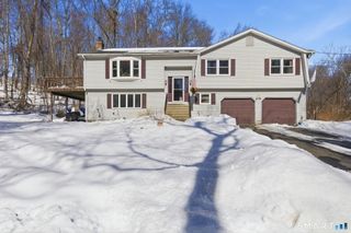 61 Stone Hedge Lane, Bolton, CT 06043