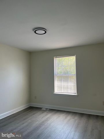 6 PARKTOWN PL, Sicklerville, NJ 08081