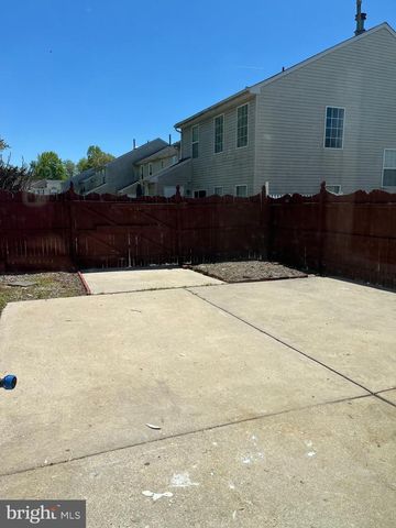 6 PARKTOWN PL, Sicklerville, NJ 08081