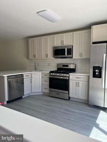 6 PARKTOWN PL, Sicklerville, NJ 08081