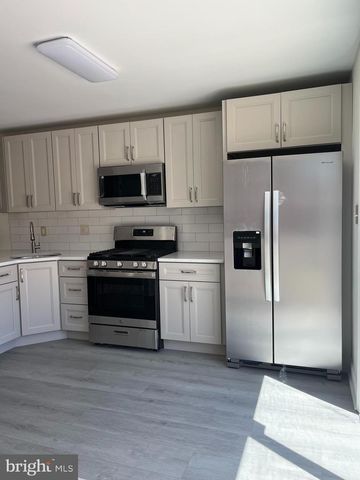 6 PARKTOWN PL, Sicklerville, NJ 08081