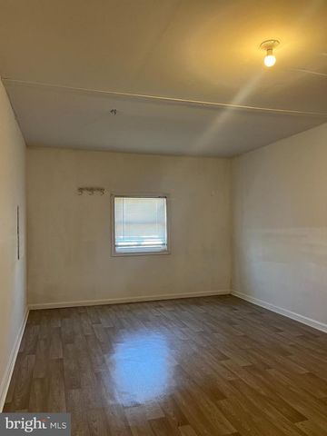 6 PARKTOWN PL, Sicklerville, NJ 08081