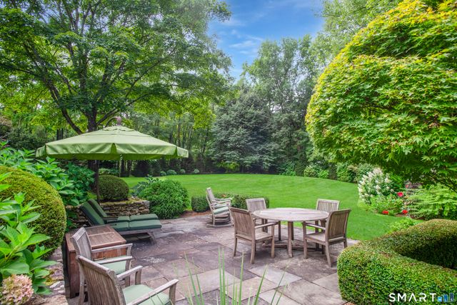 15 Two Pence Road, Ridgefield, CT 06877