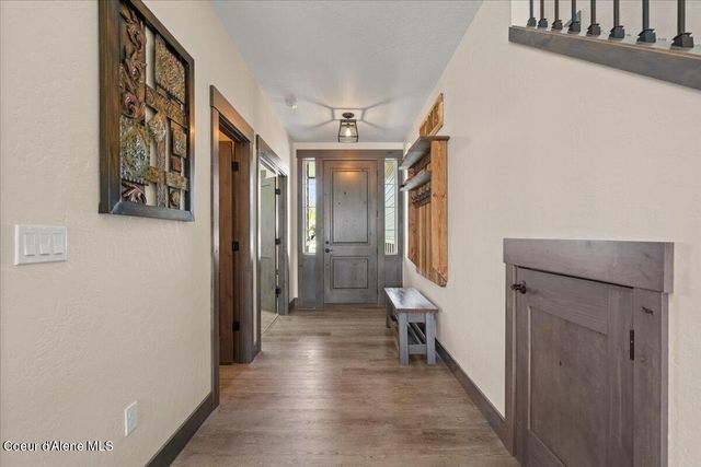 940 W Wayward CIR, Post Falls, ID 83854