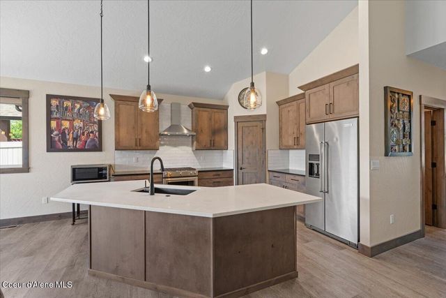 940 W Wayward CIR, Post Falls, ID 83854