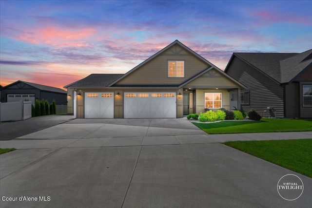 940 W Wayward CIR, Post Falls, ID 83854
