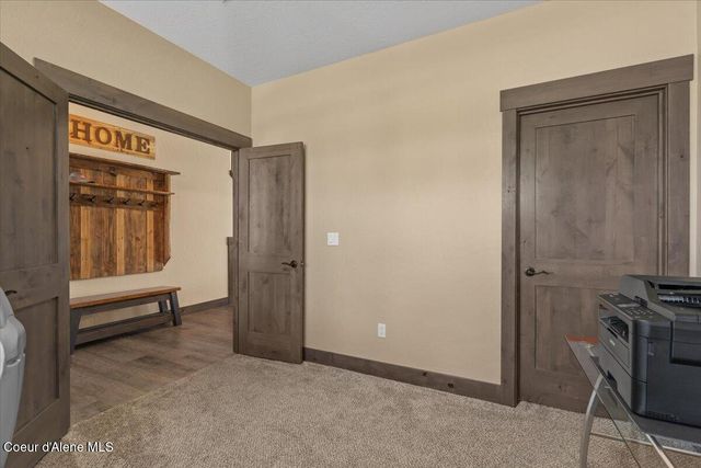 940 W Wayward CIR, Post Falls, ID 83854