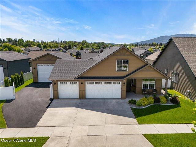 940 W Wayward CIR, Post Falls, ID 83854