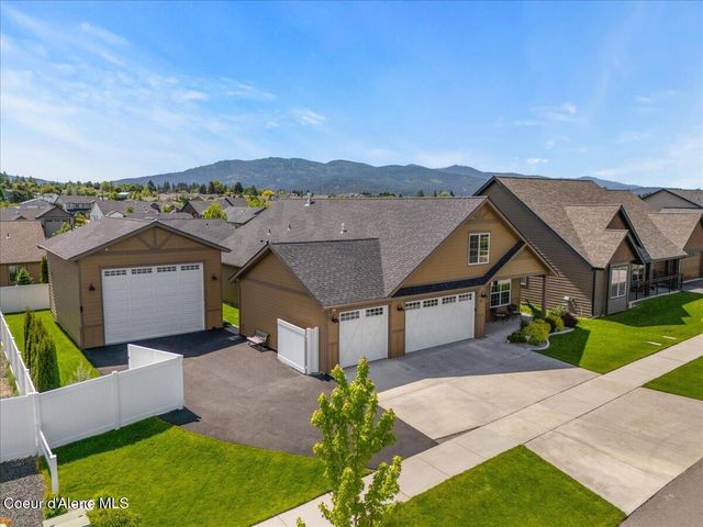 940 W Wayward CIR, Post Falls, ID 83854