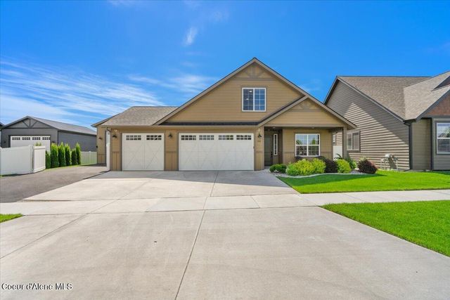 940 W Wayward CIR, Post Falls, ID 83854