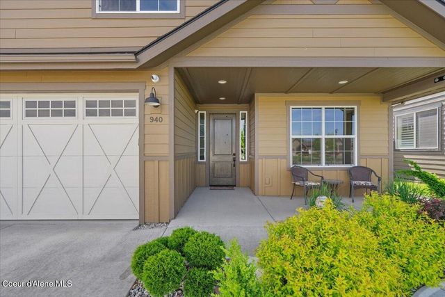 940 W Wayward CIR, Post Falls, ID 83854