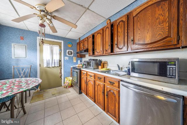 336 LARCH ROAD, Mount Laurel, NJ 08054
