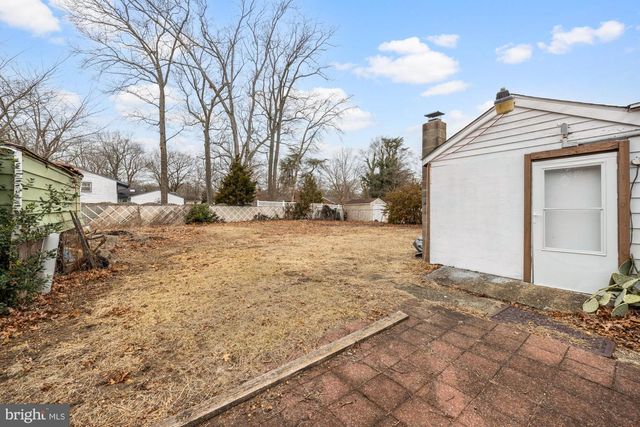 336 LARCH ROAD, Mount Laurel, NJ 08054