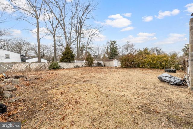 336 LARCH ROAD, Mount Laurel, NJ 08054