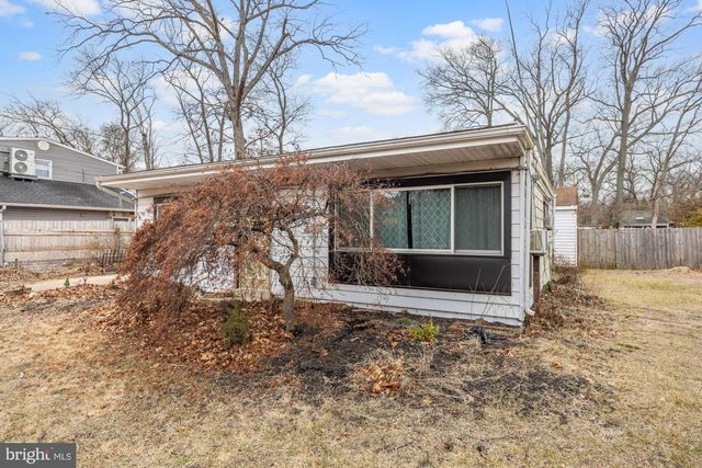 336 LARCH ROAD, Mount Laurel, NJ 08054