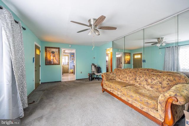 336 LARCH ROAD, Mount Laurel, NJ 08054