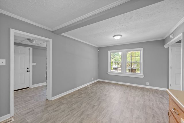 404 Cyprus Ct, Clarksville, TN 37040