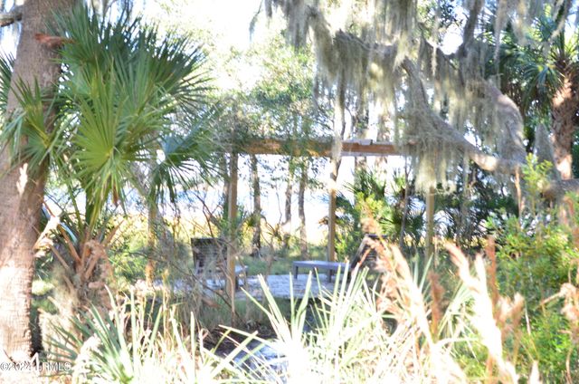 32 Gazebo Road, St. Helena Island, SC 29920