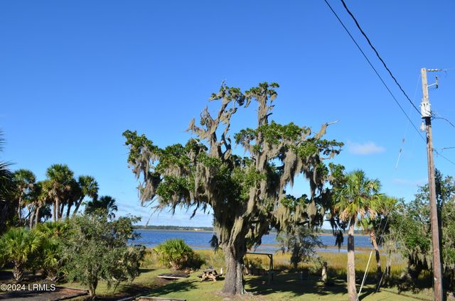 32 Gazebo Road, St. Helena Island, SC 29920