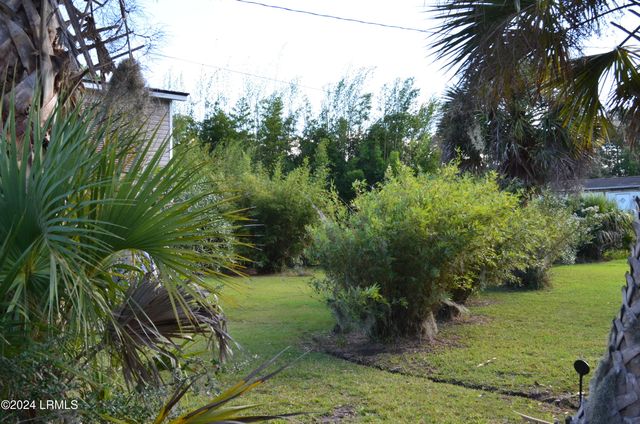 32 Gazebo Road, St. Helena Island, SC 29920