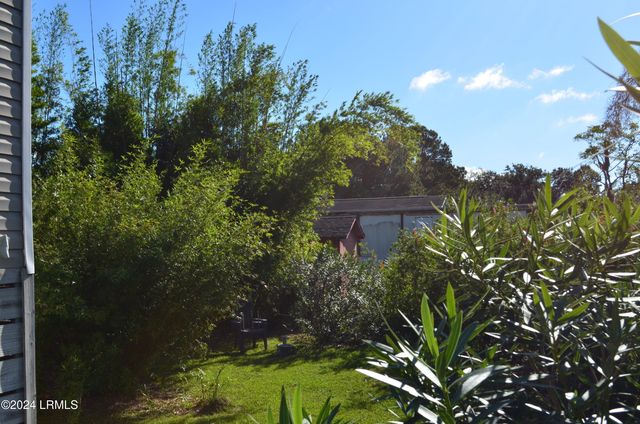 32 Gazebo Road, St. Helena Island, SC 29920