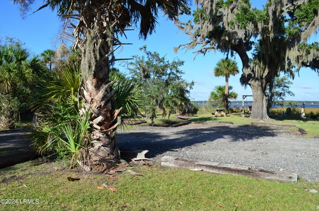 32 Gazebo Road, St. Helena Island, SC 29920