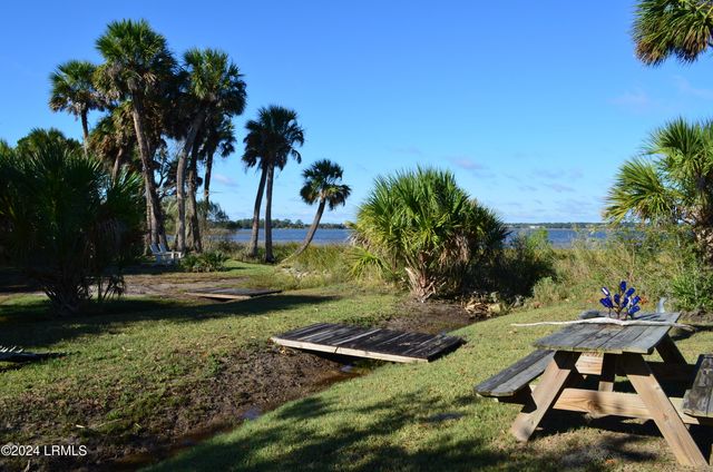 32 Gazebo Road, St. Helena Island, SC 29920
