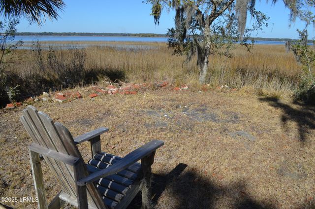 32 Gazebo Road, St. Helena Island, SC 29920