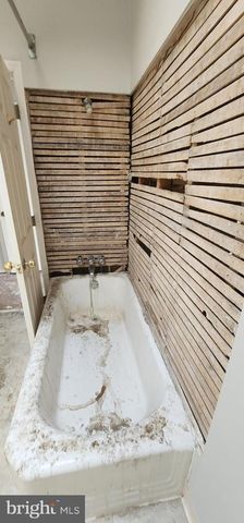 1515 S 28TH ST, Philadelphia, PA 19146