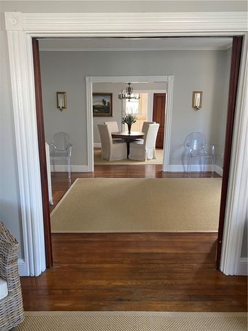7 Pleasant Street 1, Newport, RI 02840