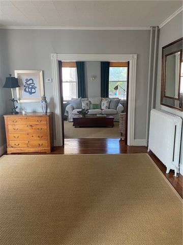 7 Pleasant Street 1, Newport, RI 02840