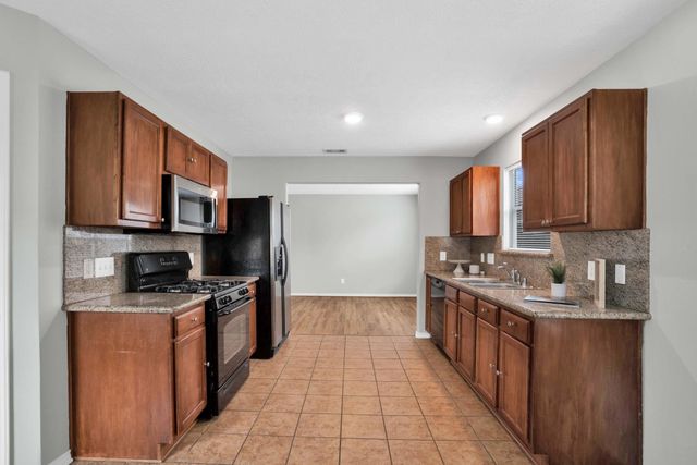 7215 Cool Springs Court, Magnolia, TX 77354