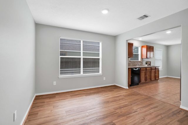 7215 Cool Springs Court, Magnolia, TX 77354