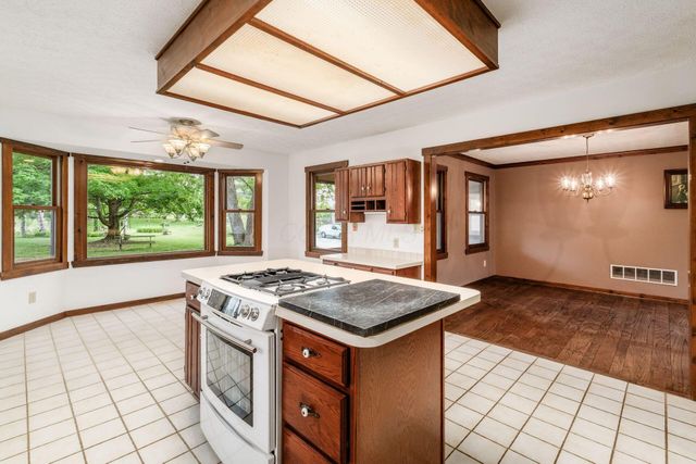 8840 Jug Street, Alexandria, OH 43001