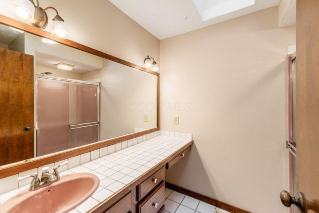 8840 Jug Street, Alexandria, OH 43001