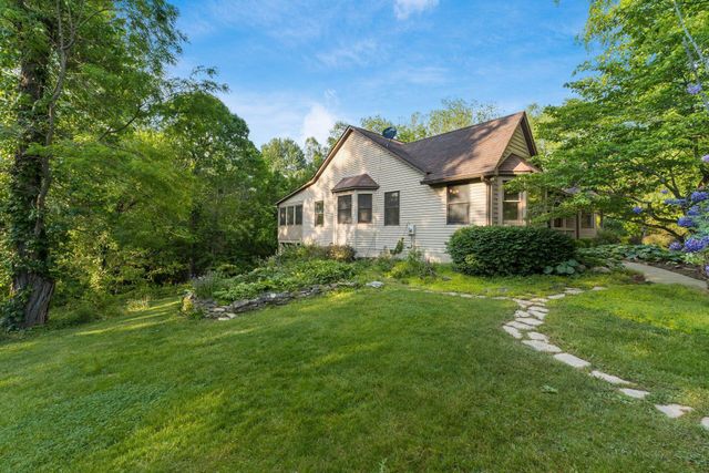 8840 Jug Street, Alexandria, OH 43001