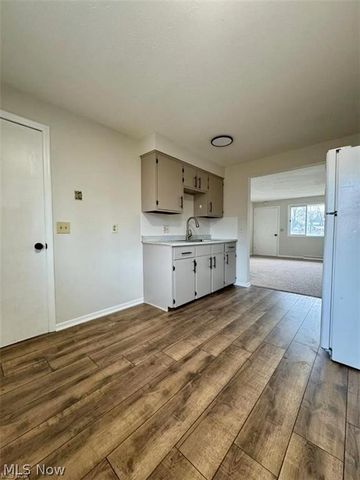 233-237 Kennedy Street, Louisville, OH 44641